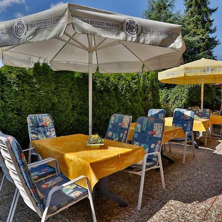 Themen Hotel Terrassen Cafe Бад-Мюндер-ам-Дайстер Экстерьер фото